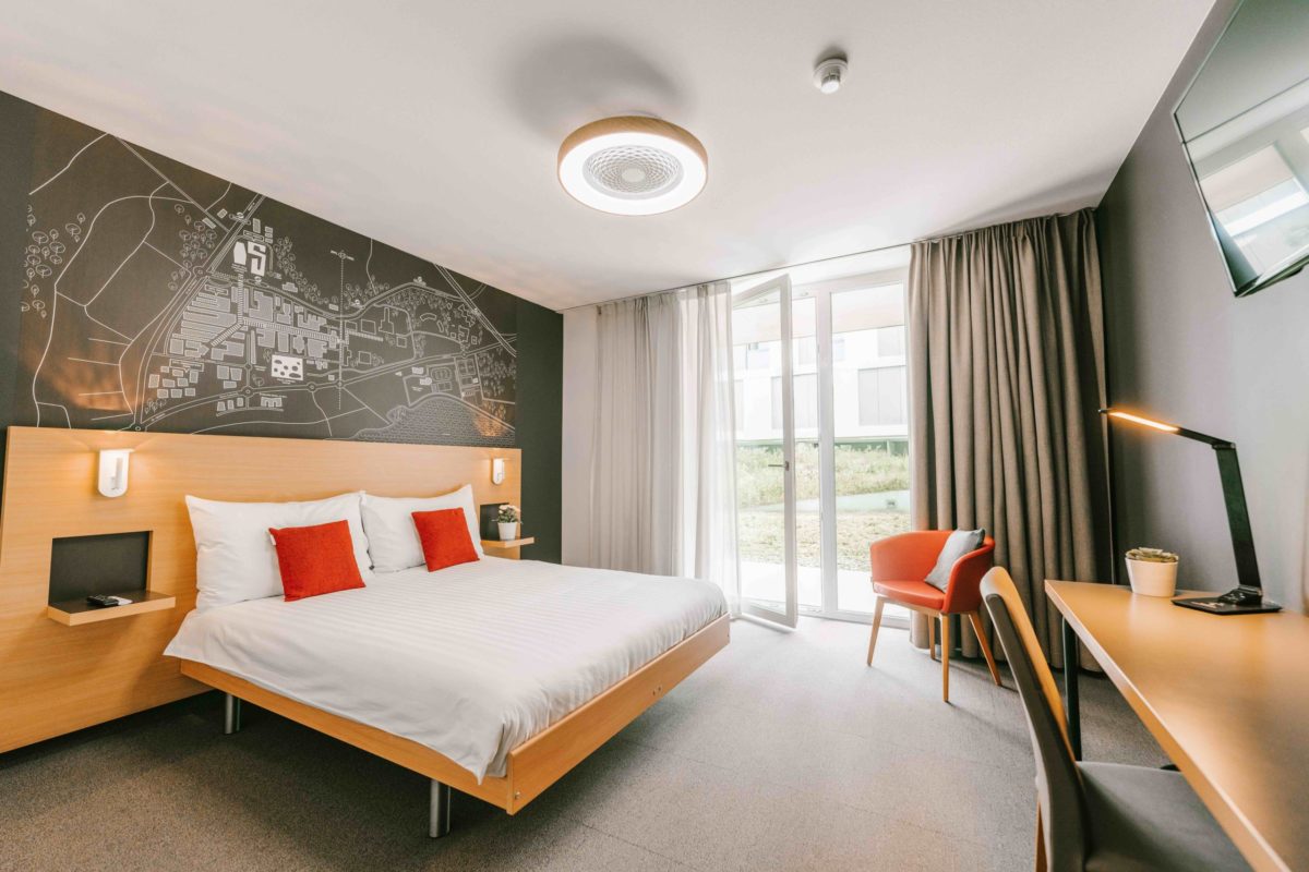 Double room right in the heart of EPFL